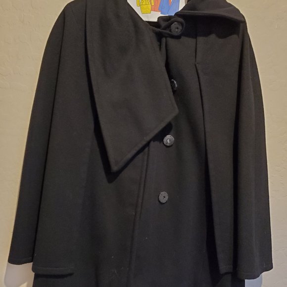 Tahari Cape Coat - Picture 8 of 12